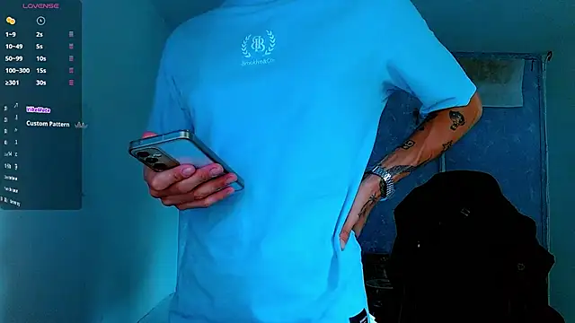 Snapshot of bray_hotboy777 chatting on 03/19/25, 10:31 bray hotboy777 online show from 03/19/25, 10:31