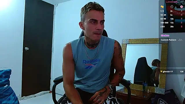 Snapshot of bray_hotboy777 chatting on 10/25/25, 02:19 bray hotboy777 online show from 10/25/25, 02:19