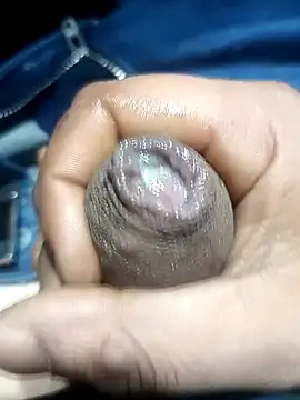 Snapshot of franko1987 chatting on 01/31/25, 05:51 franko1987 online show from 01/31/25, 05:51