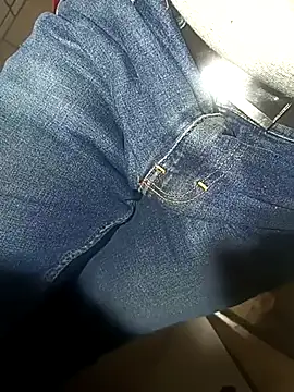 Snapshot of franko1987 chatting on 02/28/25, 11:58 franko1987 online show from 02/28/25, 11:58