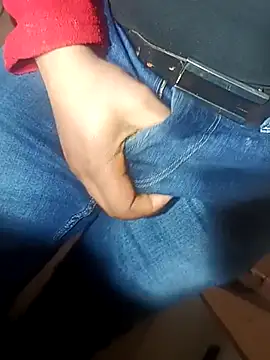 Snapshot of franko1987 chatting on 03/02/25, 06:59 franko1987 online show from 03/02/25, 06:59