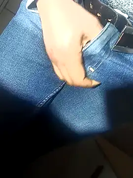 Snapshot of franko1987 chatting on 03/19/25, 04:47 franko1987 online show from 03/19/25, 04:47