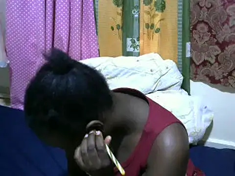 Snapshot of Thicky_kyla chatting on 03/06/25, 01:16 Thicky kyla online show from 03/06/25, 01:16