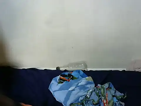 Snapshot of Thicky_kyla chatting on 10/19/25, 07:20 Thicky kyla online show from 10/19/25, 07:20