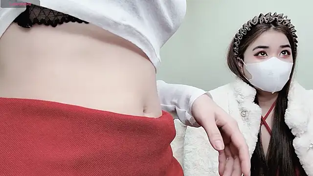 Snapshot of LyLy_Office chatting on 12/27/24, 03:31 LyLy Office online show from 12/27/24, 03:31