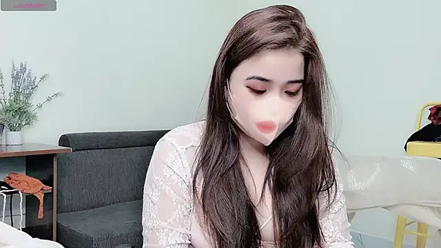 Snapshot of LyLy_Office chatting on 02/11/25, 05:16 LyLy Office online show from 02/11/25, 05:16