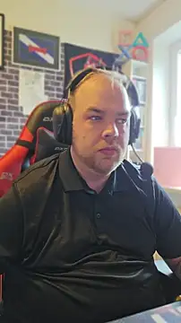 PupW0lfy online show from 04/14/26, 01:39