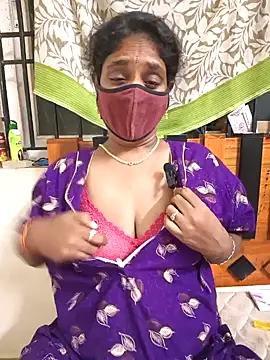 Tamil--Rani online show from 01/29/25, 03:37