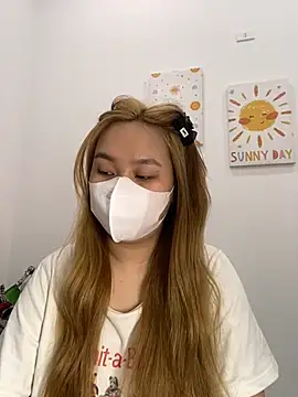 Odette68 online show from 04/15/26, 01:34