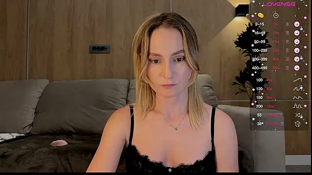 Peach  juice online show from 02/11/25, 05:07