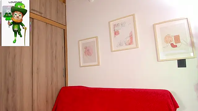 Veronica isaza   online show from 03/18/26, 12:41