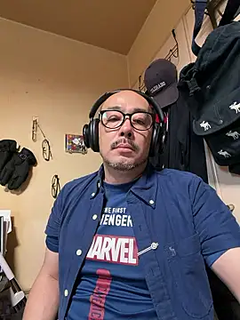 tsugu1105 online show from 05/08/26, 09:14