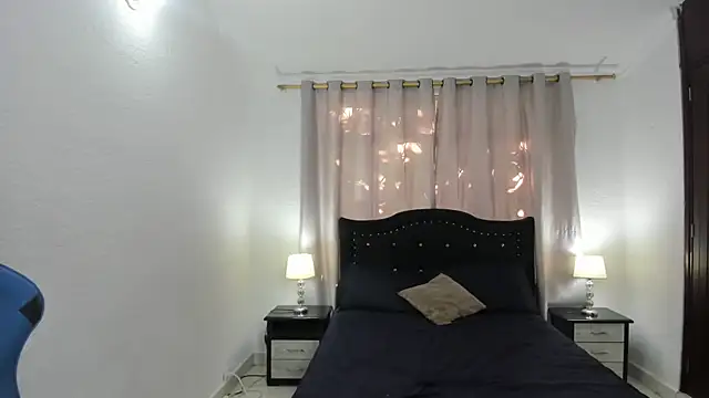 Snapshot of Debora_brown chatting on 01/28/25, 09:50 Debora brown online show from 01/28/25, 09:50