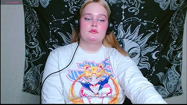 rozzhaos8 online show from 02/15/26, 06:59