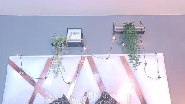 AmbarHills 1 online show from 12/18/25, 11:38