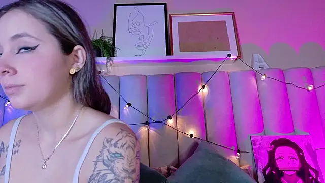 AmbarHills 1 online show from 02/01/26, 11:42