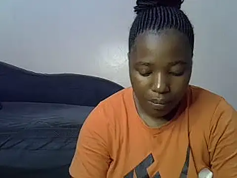 Snapshot of sweet_gal01 chatting on 01/10/25, 12:49 sweet gal01 online show from 01/10/25, 12:49