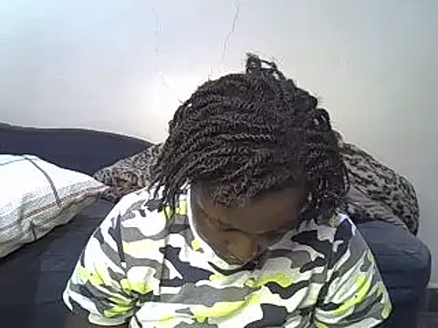 Snapshot of sweet_gal01 chatting on 02/02/25, 08:41 sweet gal01 online show from 02/02/25, 08:41