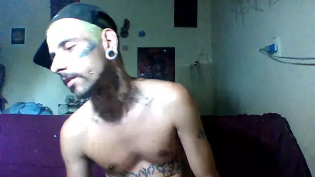 Snapshot of sellvageria chatting on 02/18/26, 06:37 sellvageria online show from 02/18/26, 06:37