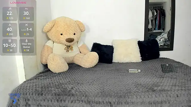 LittleParker online show from 10/31/25, 12:28