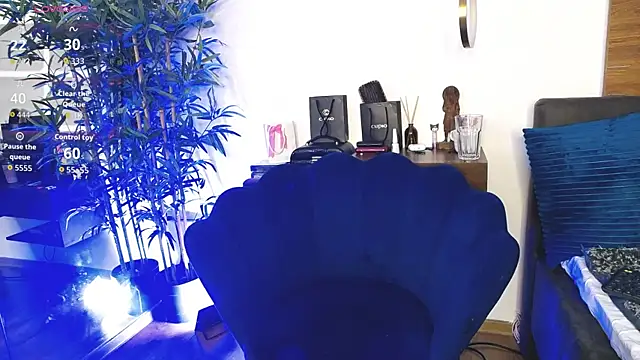 CreamyInkky  online show from 04/08/26, 06:02