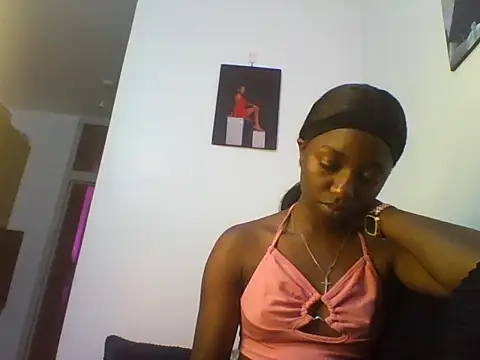  candysugar  online show from 12/19/25, 10:28