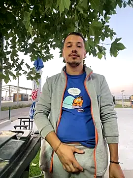 Snapshot of baramadalin chatting on 09/21/25, 04:19 baramadalin online show from 09/21/25, 04:19