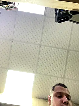 Snapshot of baramadalin chatting on 12/14/25, 05:13 baramadalin online show from 12/14/25, 05:13