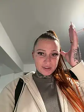 Snapshot of Inked_lorena chatting on 12/22/25, 07:00 Inked lorena online show from 12/22/25, 07:00