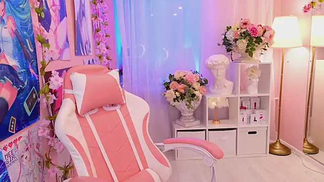 Coconut Mia online show from 03/22/25, 07:53