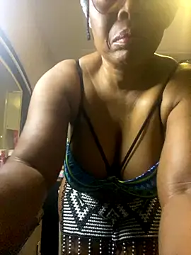 Nomthie online show from 09/24/25, 06:55