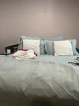 Nomthie online show from 03/06/26, 12:12