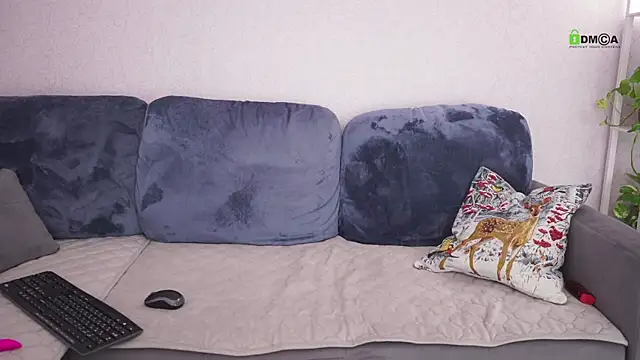 Snapshot of Victoria1Love chatting on 02/22/25, 02:41 Victoria1Love online show from 02/22/25, 02:41