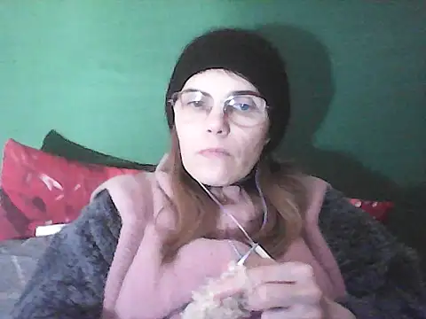 Snapshot of Musical__fantasy chatting on 11/05/25, 10:10 Musical fantasy online show from 11/05/25, 10:10