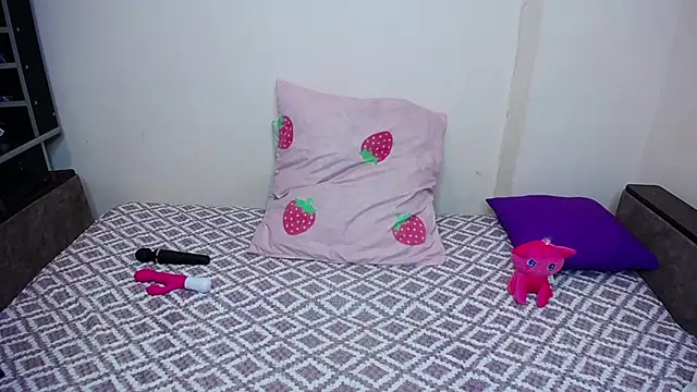 Snapshot of Olivia_Graceee chatting on 12/16/25, 09:58 Olivia Graceee online show from 12/16/25, 09:58