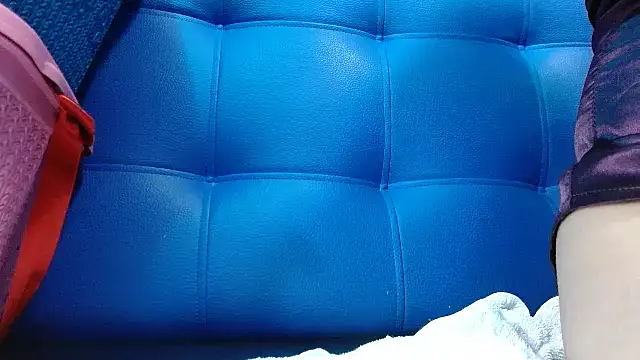 Snapshot of cherry_modelx_ chatting on 03/19/25, 08:32 cherry modelx online show from 03/19/25, 08:32