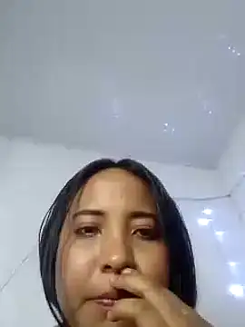 Snapshot of Nissha_johosonn chatting on 12/25/24, 12:58 Nissha johosonn online show from 12/25/24, 12:58
