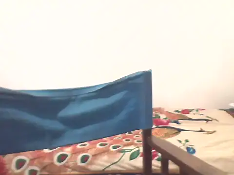 Snapshot of FlorenCe9 chatting on 03/21/26, 10:57 FlorenCe9 online show from 03/21/26, 10:57