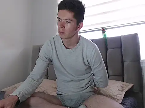 Snapshot of Eliantg chatting on 12/08/24, 09:08 Eliantg online show from 12/08/24, 09:08