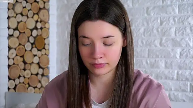 LowOncoming online show from 11/11/25, 02:11