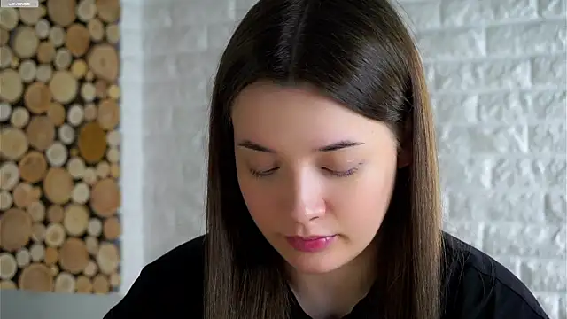 LowOncoming online show from 12/22/25, 02:52