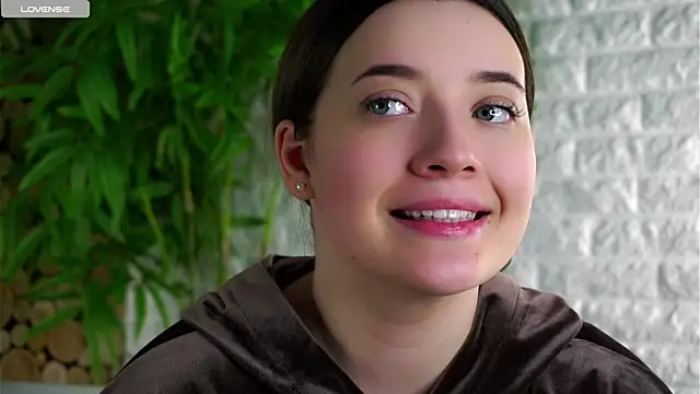 LowOncoming online show from 03/30/26, 04:46