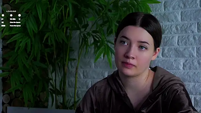 LowOncoming online show from 04/28/26, 01:37