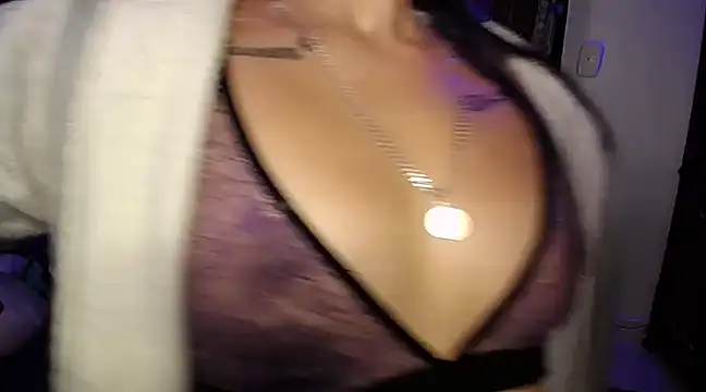 Snapshot of iam_valery chatting on 12/28/24, 03:47 iam valery online show from 12/28/24, 03:47