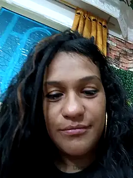 Snapshot of Michelle_Brito1 chatting on 03/12/25, 11:44 Michelle Brito1 online show from 03/12/25, 11:44