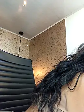Snapshot of Michelle_Brito1 chatting on 09/28/25, 08:36 Michelle Brito1 online show from 09/28/25, 08:36