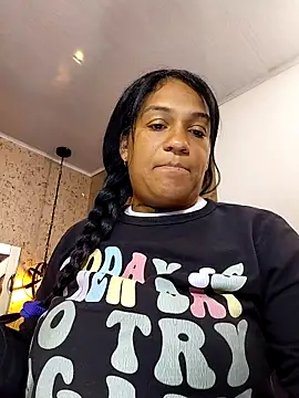 Michelle Brito1 online show from 11/16/25, 08:36