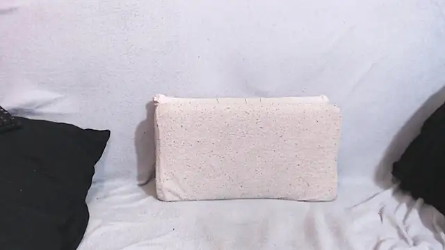 Snapshot of qustci-couple chatting on 01/29/25, 06:18 qustci-couple online show from 01/29/25, 06:18
