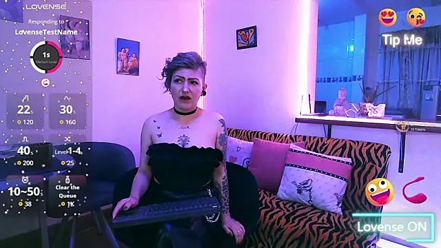 Snapshot of Maria_fernandaxxx_ chatting on 10/08/25, 02:09 Maria fernandaxxx online show from 10/08/25, 02:09