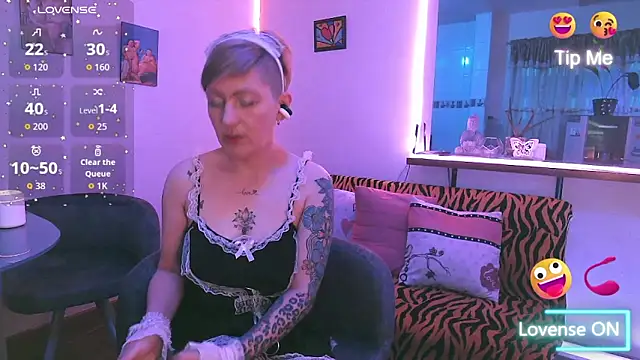 Snapshot of Maria_fernandaxxx_ chatting on 10/29/25, 08:10 Maria fernandaxxx online show from 10/29/25, 08:10